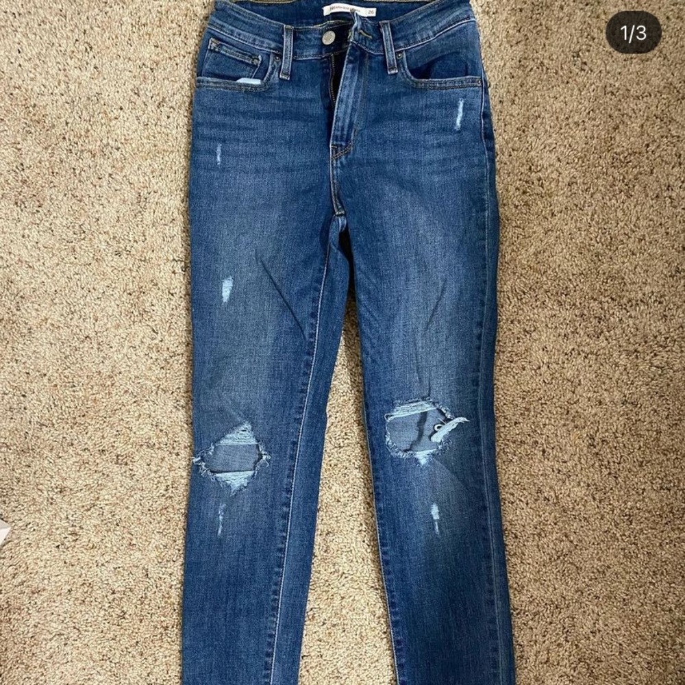 Levi jeans